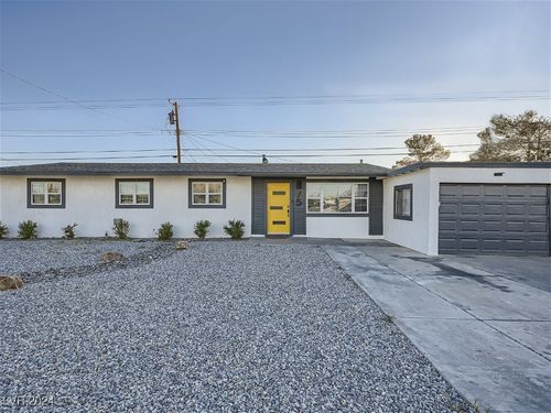 75 Constitution Ave, Henderson, NV, 89015-5782 | Card Image