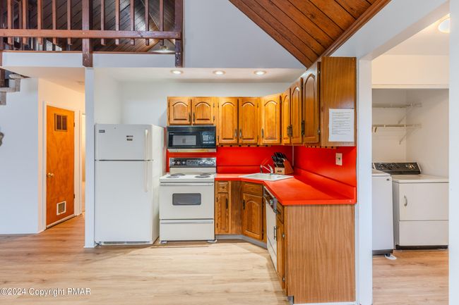 Kitchen | Image 22