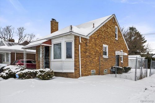 7600 Penrod St, Detroit, MI, 48228-3458 | Card Image