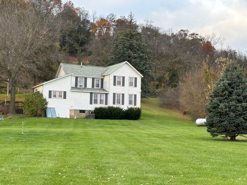 11063 Il Route 84 S, HANOVER, IL, 61041-9743 | Card Image