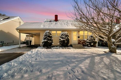 160 Brown Ave, Iselin, NJ, 08830-2523 | Card Image