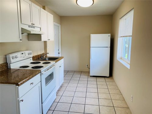apt-9a-3049 Nw 9th Ave, Wilton Manors, FL, 33311-1700 | Card Image