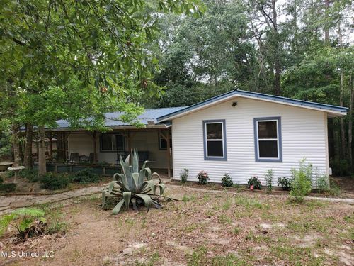 18533 Lakewood Ct, Saucier, MS, 39574-9689 | Card Image