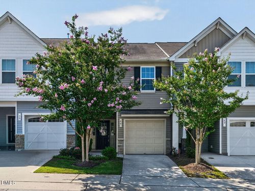46 E Porthaven Way, Clayton, NC, 27527-3389 | Card Image