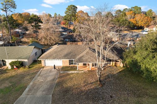 121 Casa Dr, Haughton, LA, 71037-9550 | Card Image