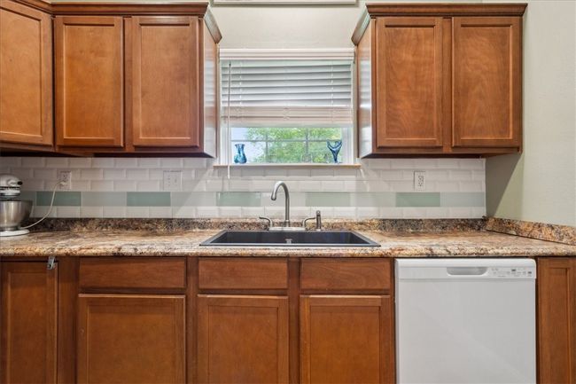 465 Frostdale Dr, House other with 3 bedrooms, 2 bathrooms and null parking in Elm Mott TX | Image 14