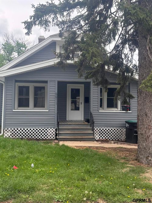 5911 N 33rd Avenue, Omaha, NE, 68111 | Card Image