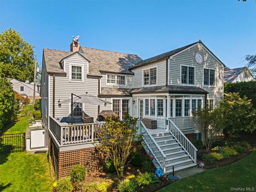 7 Lenox Pl, Scarsdale, NY, 10583-7210 | Card Image