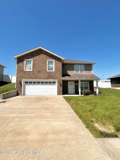 3876 Riley Court, Jefferson City, MO, 65109 | Card Image