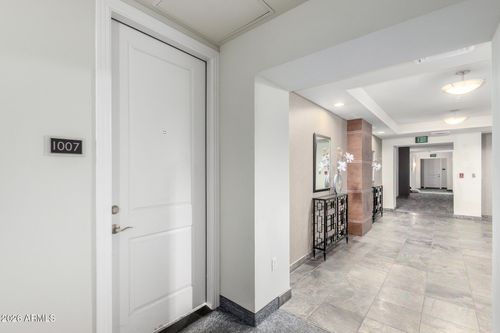 1007-1 E Lexington Ave, Phoenix, AZ, 85012-2433 | Card Image