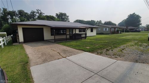 2309 Rockland Ave, Belpre, OH, 45714-1036 | Card Image