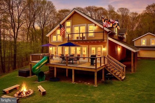 267 San Francisco St, OAKLAND, MD, 21550-7261 | Card Image