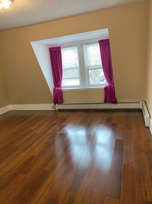 1-12 Baldwin St, Newton, MA, 02458-2012 | Card Image