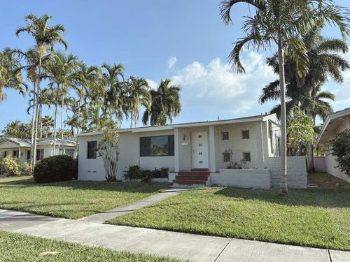926 Polk St, Hollywood, FL, 33019-1319 | Card Image