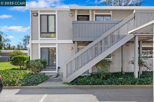 apt-45-900 Southampton Rd, Benicia, CA, 94510-1823 | Card Image