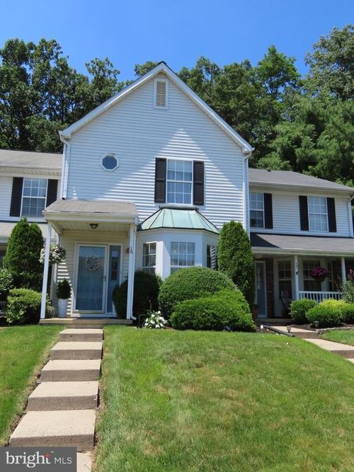 16 Fair Oaks Ct, NEWTOWN, PA, 18940-2337 | Card Image