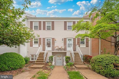 14553 Golden Oak Rd, CENTREVILLE, VA, 20121-2253 | Card Image