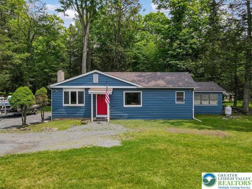 225 Creek Rd, Greentown, PA, 18426-9679 | Card Image