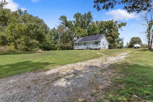 9 White Oak Rd, Enola, AR, 72047-8217 | Card Image