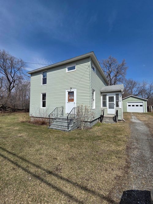 407 Lake Rd, Saint Albans, VT, 05478-7182 | Card Image