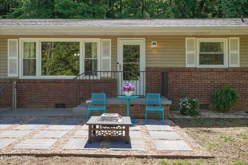 116 Stone Rd, Knoxville, TN, 37920-5060 | Card Image