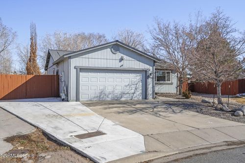 6355 E Chinook Ct, Sun Valley, NV, 89433-6628 | Card Image