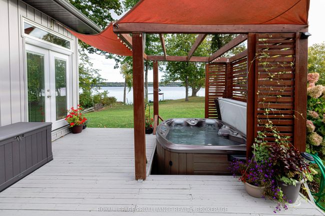 51 Applewood Cove, House other with 3 bedrooms, 2 bathrooms and 8 parking in Bath ON | Image 29