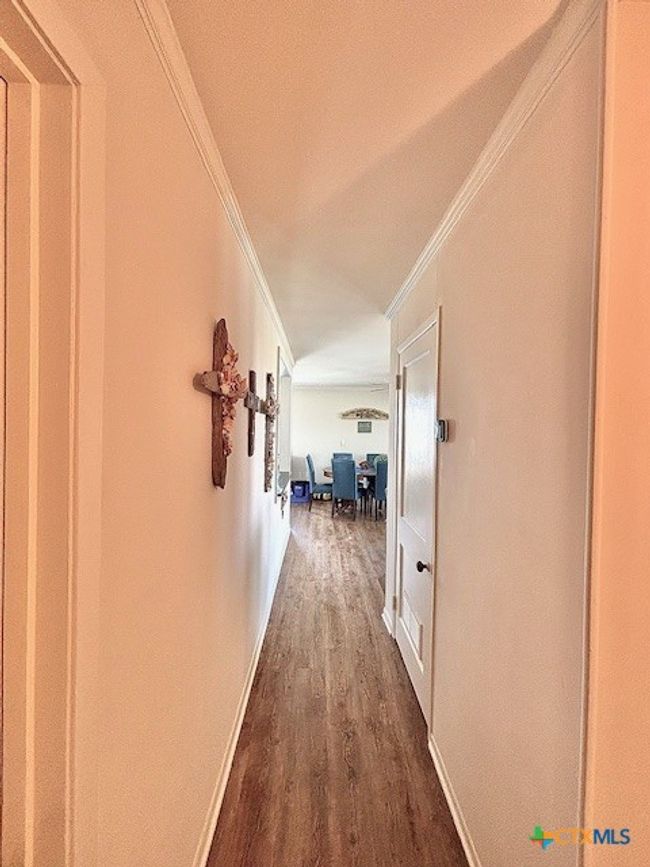 604 W Maple St, House other with 5 bedrooms, 3 bathrooms and null parking in Port O Connor TX | Image 16