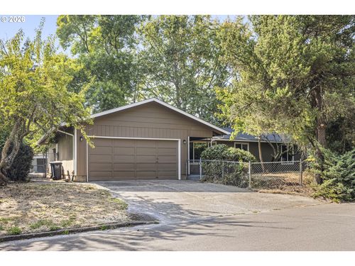 1885 Sw 216th Ave, Beaverton, OR, 97003-1671 | Card Image