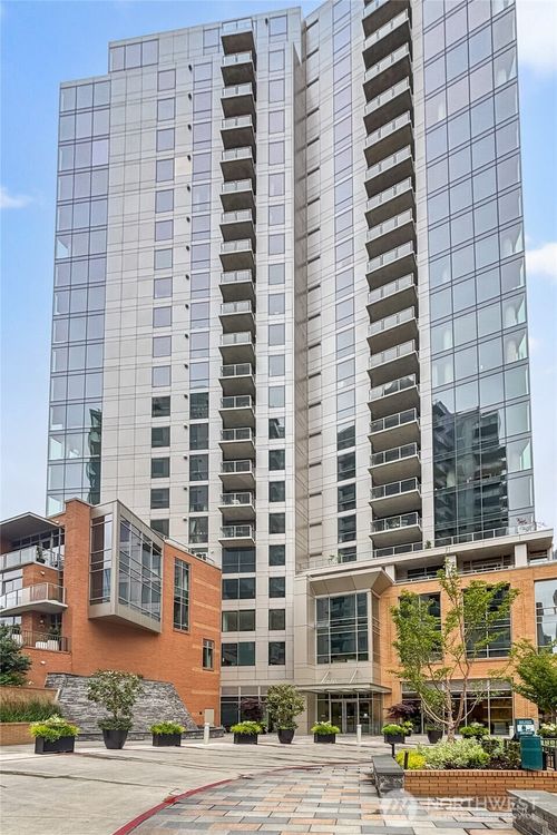 unit-3208-10650 Ne 9th Pl, Bellevue, WA, 98004-5096 | Card Image