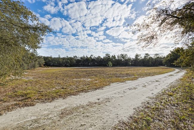 10431 Ne 32nd Ln, House other with 3 bedrooms, 2 bathrooms and null parking in BRONSON FL | Image 15