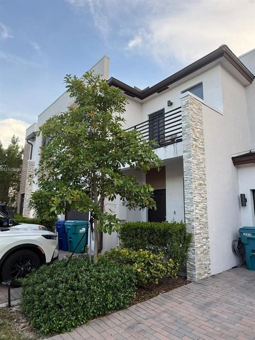 20848-20848 Ne 7th Ct, Miami, FL, 33179-1364 | Card Image