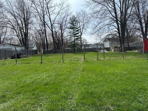 11 Parmely Ave, Elyria, OH, 44035 | Card Image