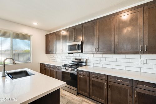 17056 W Red Bird Rd, Surprise, AZ, 85387-7315 | Card Image