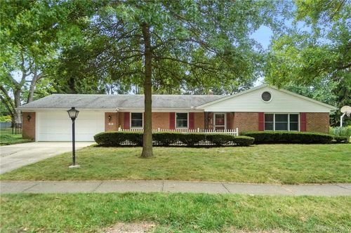 284 Blackstone Dr, Centerville, OH, 45459-4349 | Card Image