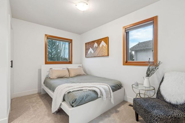 47 Patterson Dr Sw, House other with 4 bedrooms, 4 bathrooms and 5 parking in Calgary AB | Image 27