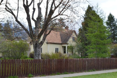 733 4th Ave W, Columbia Falls, MT, 59912 | Card Image