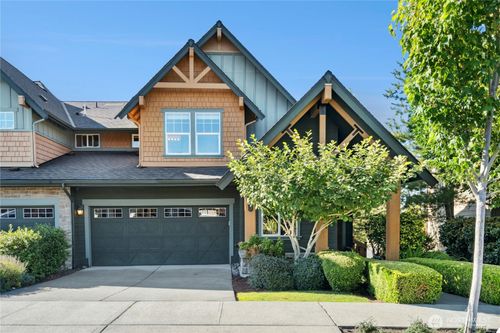 1875 10th Ave Ne, Issaquah, WA, 98029-5417 | Card Image