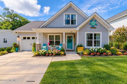 129 Ne 13th St, Oak Island, NC, 28465-6410 | Card Image