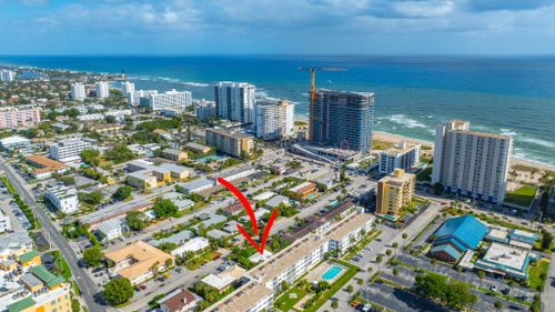 3208 Ne 8th Ct, Pompano Beach, FL, 33062-3906 | Card Image