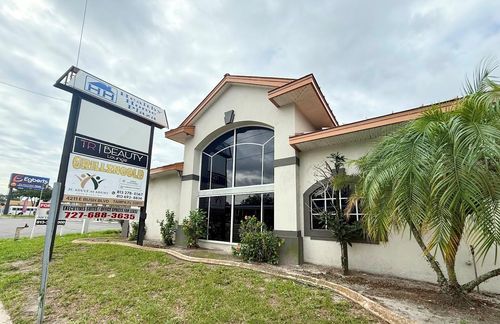 a-4211 E Busch Blvd, TAMPA, FL, 33617-5916 | Card Image