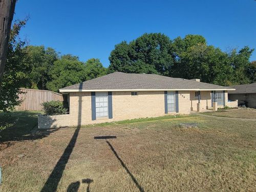 549 Sharp Drive, DeSoto, TX, 75115 | Card Image