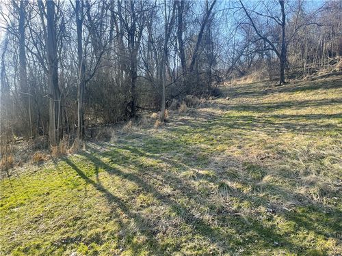 2304 Nicholson Rd, Sewickley, PA, 15143-9560 | Card Image