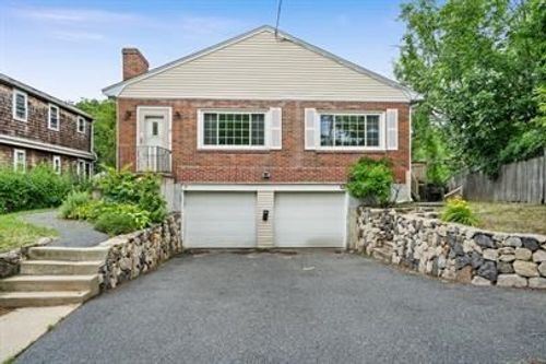27 Hermon St, Belmont, MA, 02478-2624 | Card Image
