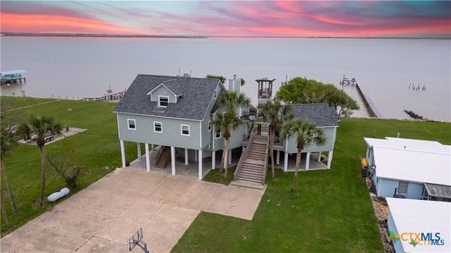 870 Marcus Navarro St, Port Lavaca, TX, 77979 | Card Image