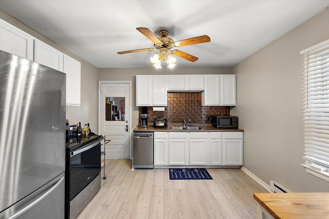 110 W Shevlin Ave, House other with 2 bedrooms, 1 bathrooms and null parking in Hazel Park MI | Image 7