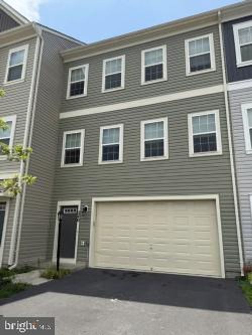 240 Parkland Dr, STEPHENSON, VA, 22656-2078 | Card Image
