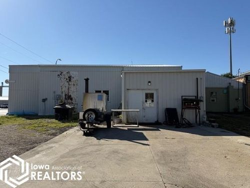 2001 Main St, Emmetsburg, IA, 50536-2442 | Card Image