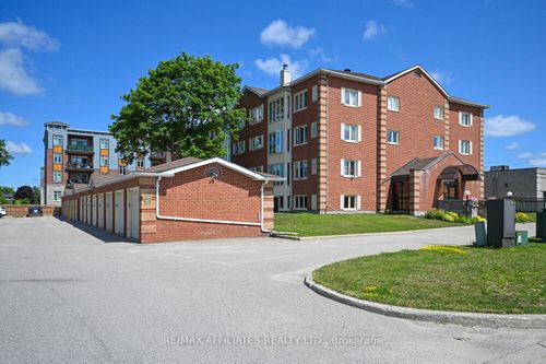 208-10 Armstrong Dr, Smiths Falls, ON, K7A5H8 | Card Image