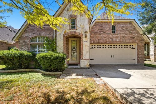 123 Justin Leonard Dr, Round Rock, TX, 78664-3982 | Card Image